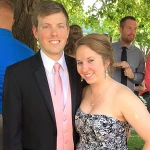 Meet your Posher, Leah