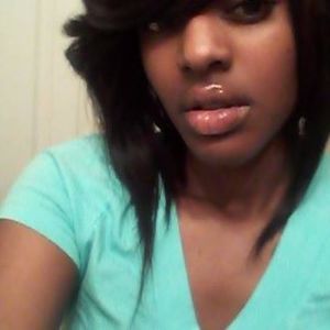 Meet your Posher, Caprice