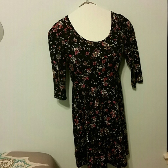 3/4 length sleeve dress