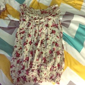 a rose sleeves blouse.