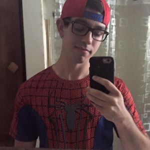 Meet your Posher, Harley