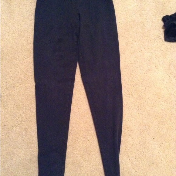 Vs pink yoga pants
