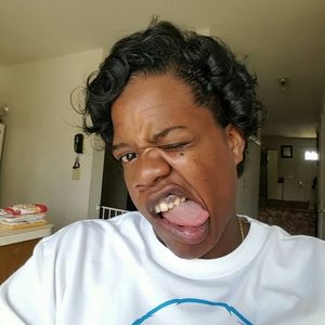 Meet your Posher, Kema