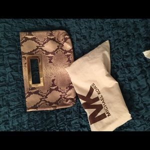 Michael kors Python clutch