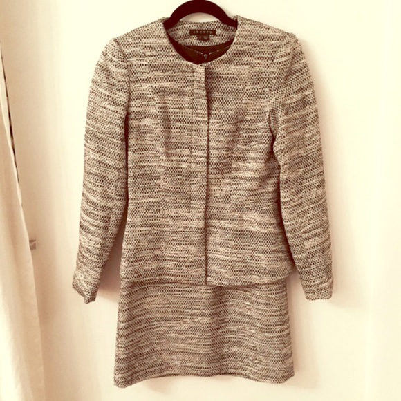 NWT Theory Deleo Suit Dress and Jacket