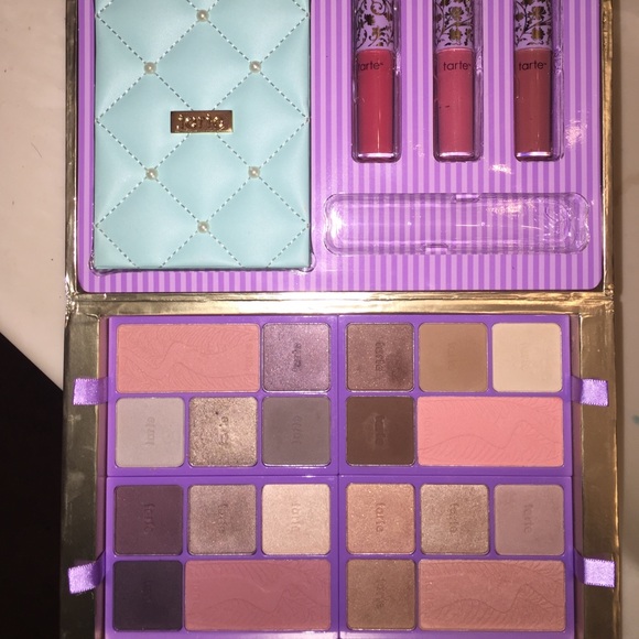 Tarte Away Oui Go Portable Palettes Holiday 2014