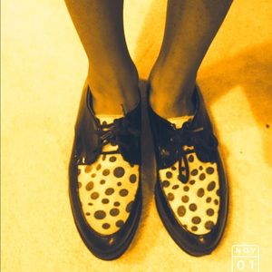 Plat form polka dot shoes