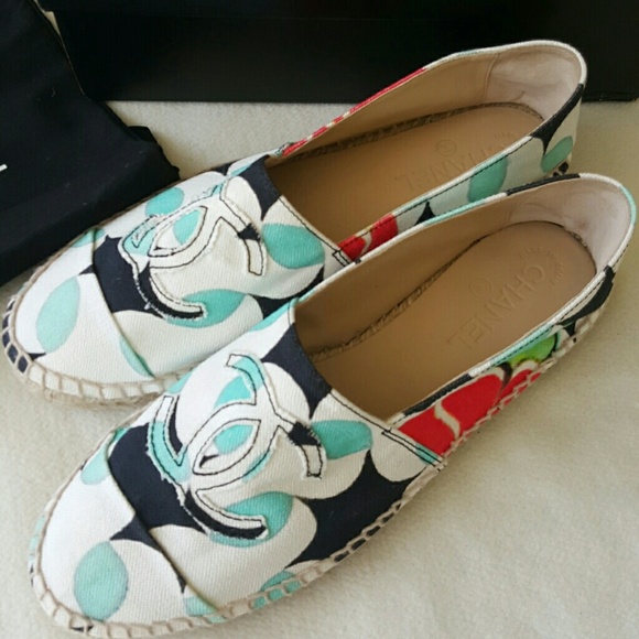 ⛔🍒HOST PICK 🍒 CHANEL MULTICOLOR ESPADRILLE - Picture 2 of 8