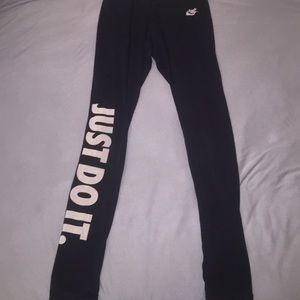 Nike leggings