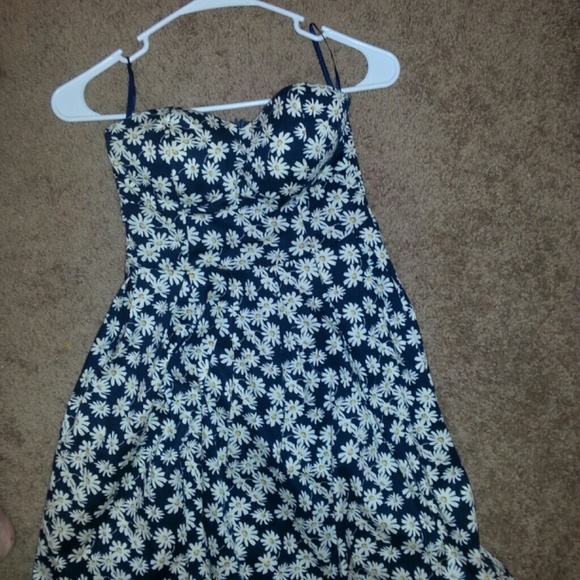 Rue 21 strapless dress