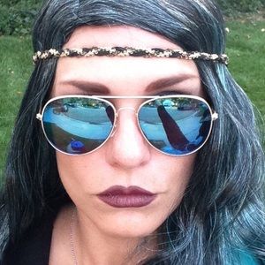 Meet your Posher, Courtney