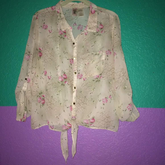 Floral button up