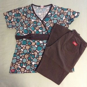 Pair of scrubs uniform