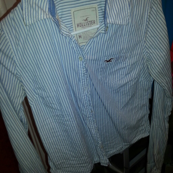 Hollister shirt