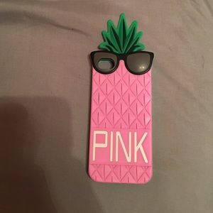 Pink pineapple iPhone 5, 5s case!