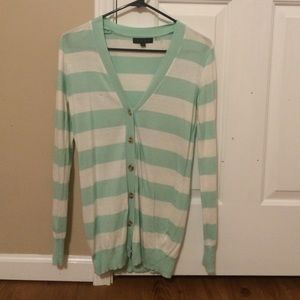 Boutique cardigan - size small