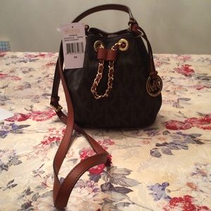 Michael Kors Frankie Crossbody bag.