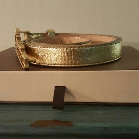 Louis Vuitton Belt - Picture 2 of 4