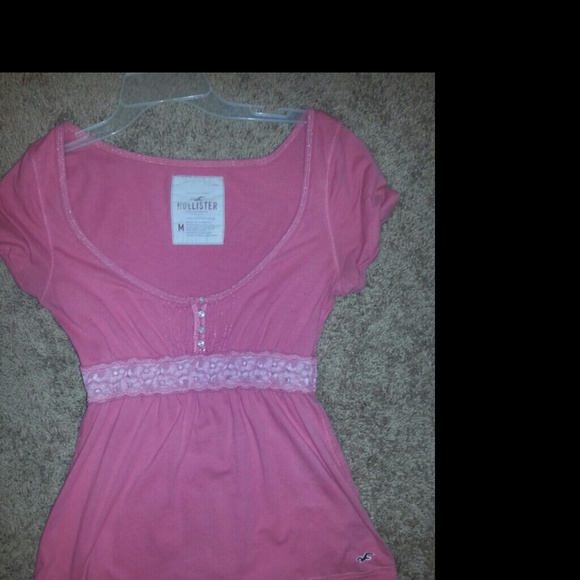 Hollister shirt