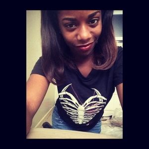 Meet your Posher, Monica