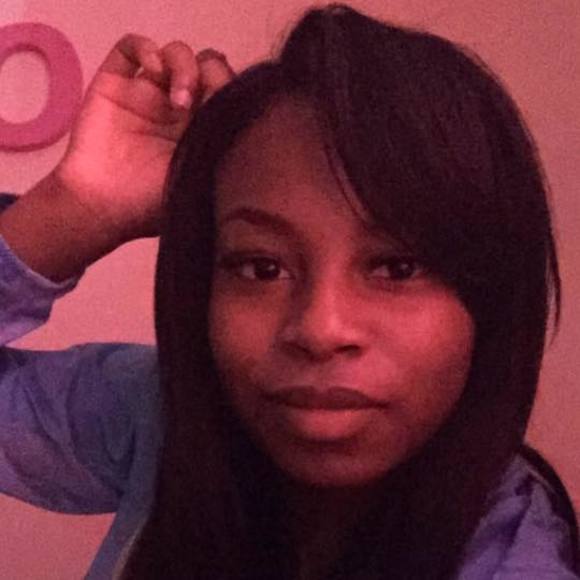 Meet your Posher, Cierra
