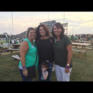 Meet your Posher, Angie