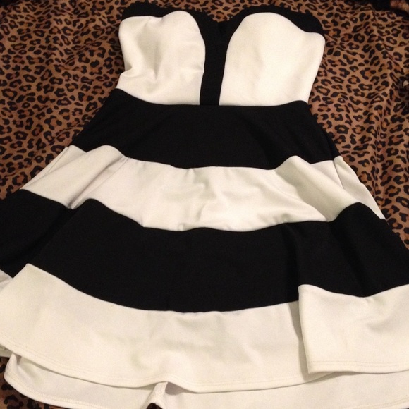 Black and white dress