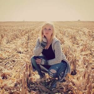 Meet your Posher, Maggie sue