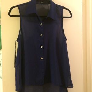 ✂️LAST CALL✂️ Hi-Lo Sleeveless Top