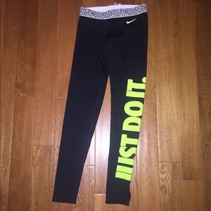 Nike Pro Just Do It Leggings
