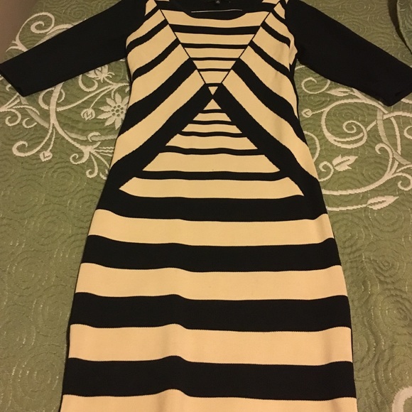 Dress - Picture 2 of 3