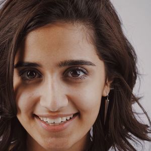 Meet your Posher, Anushka