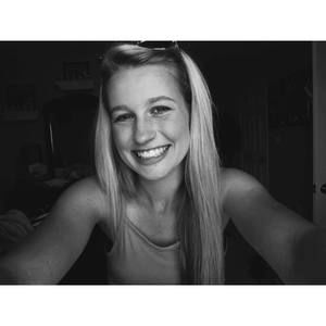 Meet your Posher, Makenzie