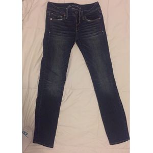American Eagle super stretched size 2