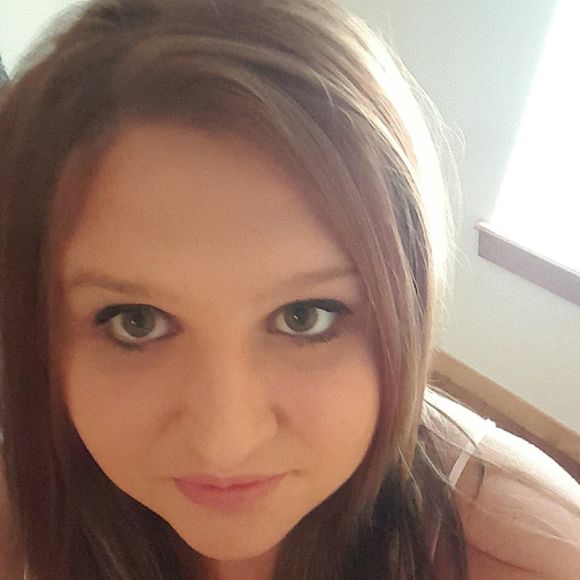 Meet your Posher, Haley - Picture 1 of 1