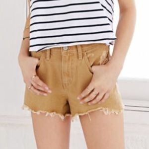 LOWEST NWT High Waisted Distressed Levi's Shorts