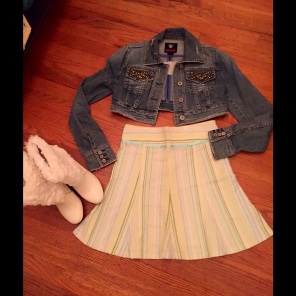 Simple and sweet skirt - Picture 1 of 2