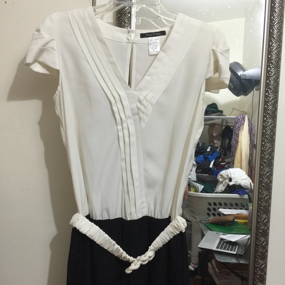 Black n white romper size M
