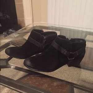Sam Edelman Black ankle Booties