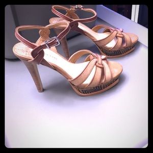 Gianni Bini sandals