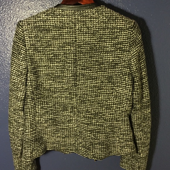 πGifted to my posh MamaπNWT Calvin Klein boucle - Picture 3 of 4