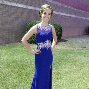 Meet your Posher, Meredith