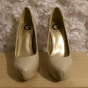 ❇Nude Patent leather pumps nude