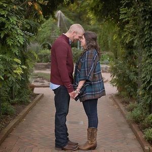 Meet your Posher, Cara