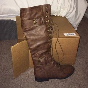 Brown lace boots! NEVER WORN