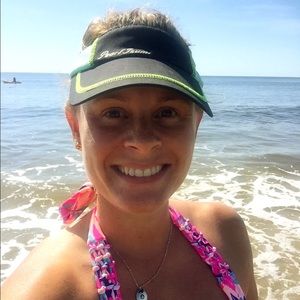 Meet your Posher, Adrienne