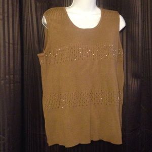 Super cute sleeveless Top