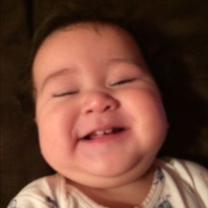 Meet your Posher, Roxana