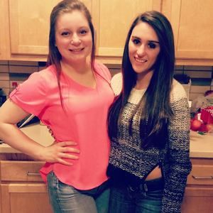 Meet your Posher, Larissa