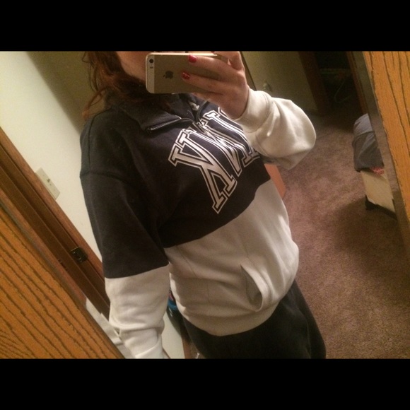 VS half zip - Picture 4 of 4